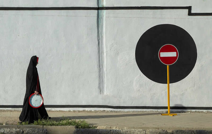 40 Mesmerizing Winning Photos From The LensCulture Street Photography Awards 2026
