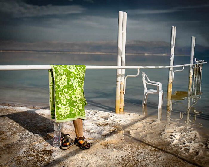 40 Mesmerizing Winning Photos From The LensCulture Street Photography Awards 2026