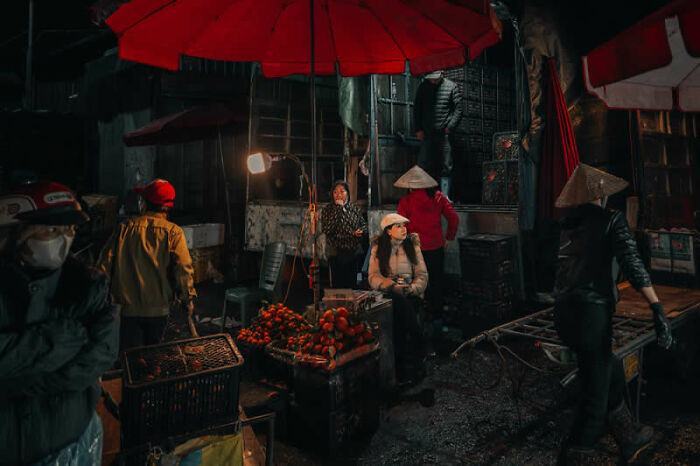 40 Mesmerizing Winning Photos From The LensCulture Street Photography Awards 2026