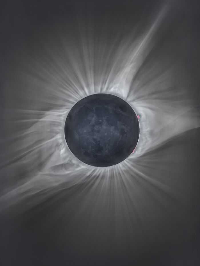 15 Extraordinary Solar Eclipse Photos Captured Over The Years That Made History 15 Extraordinary Solar Eclipse Photos Captured Over The Years That Made History