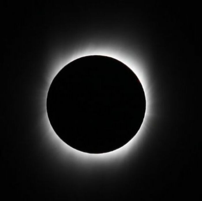 15 Extraordinary Solar Eclipse Photos Captured Over The Years That Made History 15 Extraordinary Solar Eclipse Photos Captured Over The Years That Made History