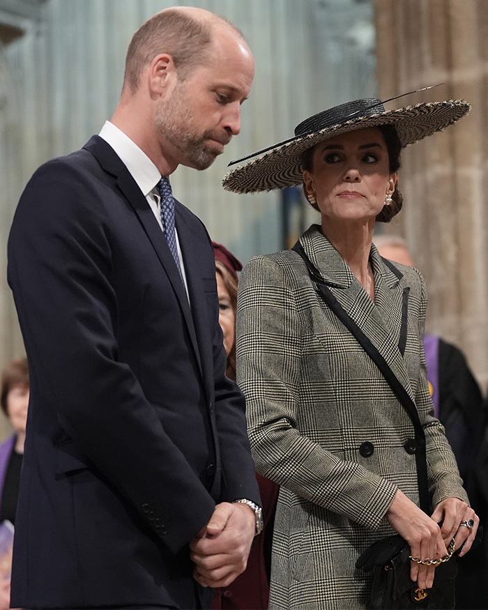 “She Hates Him”: Prince William And Kate Middleton’s Marriage Under Scrutiny After Fans Compare Photos “She Hates Him”: Prince William And Kate Middleton’s Marriage Under Scrutiny After Fans Compare Photos