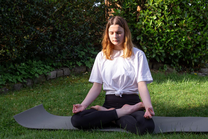 Here’s Why A Dopamine Detox Might Be Good For You, But It Probably Won’t Make You Happier Here’s Why A Dopamine Detox Might Be Good For You, But It Probably Won’t Make You Happier