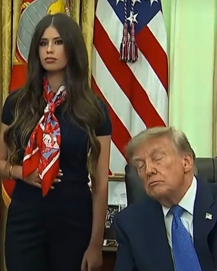Mystery Woman Behind Trump Reveals Real Reason For Strange Gesture After It Sparked A Wild Theory Mystery Woman Behind Trump Reveals Real Reason For Strange Gesture After It Sparked A Wild Theory