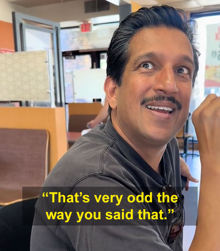 Woman Interrupts Family’s Meal To Level Racist Insult At Dad, But His Response Has The Internet Applauding Woman Interrupts Family’s Meal To Level Racist Insult At Dad, But His Response Has The Internet Applauding