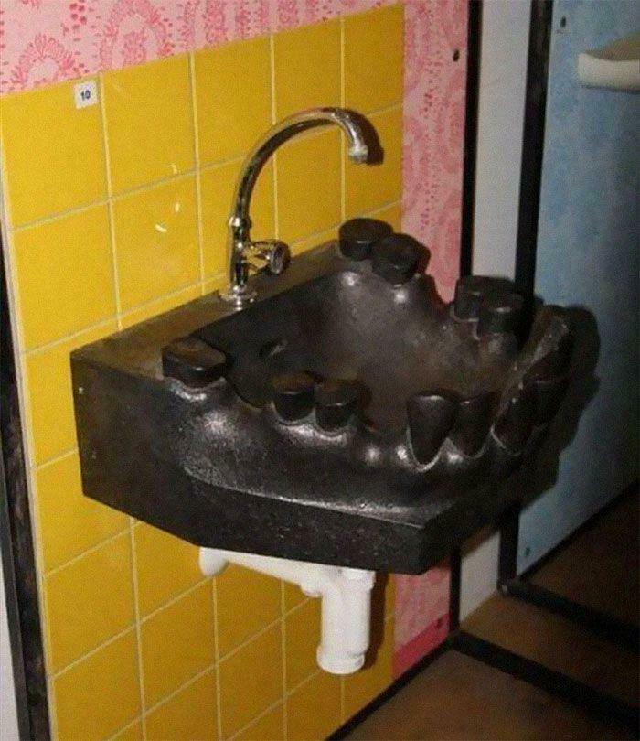 84 Times Incredible Craftsmanship Was Wasted On Absolutely Unhinged Ideas (New Pics) 84 Times Incredible Craftsmanship Was Wasted On Absolutely Unhinged Ideas (New Pics)