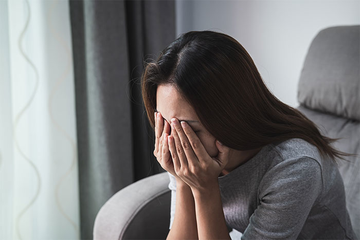 Man Leaves Fiancée Days Before Wedding With A One-Way Ticket And Barely Any Explanation Man Leaves Fiancée Days Before Wedding With A One-Way Ticket And Barely Any Explanation