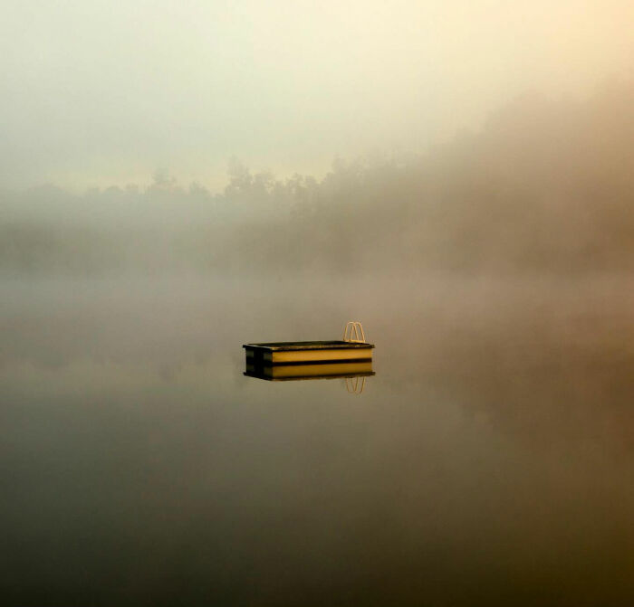 The Artist Gallery’s 2026 Minimalist Photography Contest Celebrates The Beauty Of Simplicity (25 Pics) The Artist Gallery’s 2026 Minimalist Photography Contest Celebrates The Beauty Of Simplicity (25 Pics)