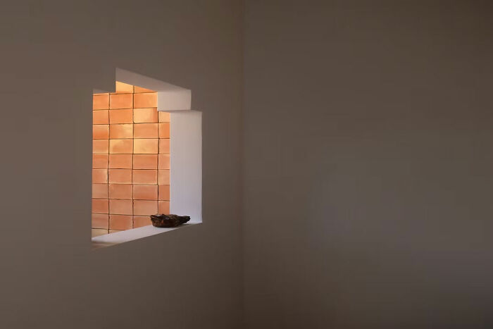 The Artist Gallery’s 2026 Minimalist Photography Contest Celebrates The Beauty Of Simplicity (25 Pics) The Artist Gallery’s 2026 Minimalist Photography Contest Celebrates The Beauty Of Simplicity (25 Pics)