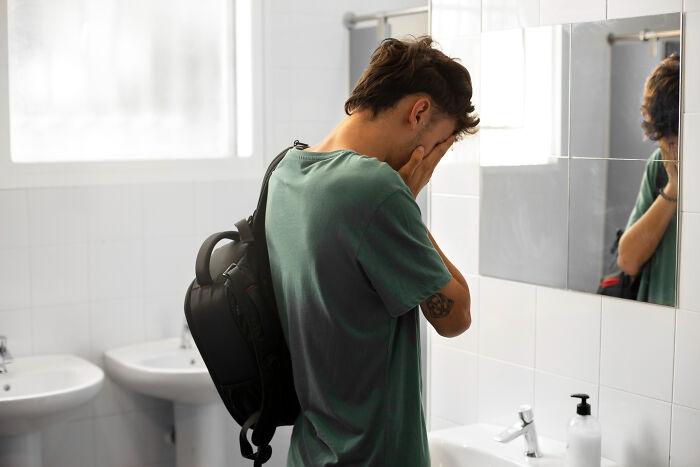 33 People Reveal The One Secret They’d Never Confess Even If You Paid Them 33 People Reveal The One Secret They’d Never Confess Even If You Paid Them
