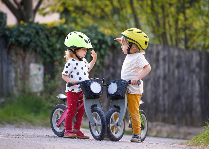 Doctor Lists Five Things Parents Should Never Allow Their Children To Do Doctor Lists Five Things Parents Should Never Allow Their Children To Do
