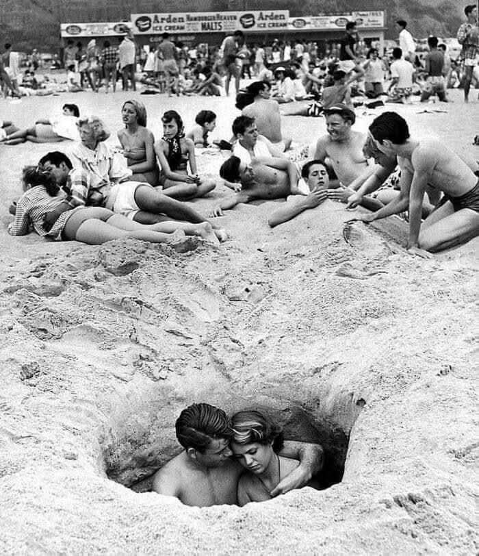 55 Dangerous Things People Did That Were Completely Unnecessary (New Pics) 55 Dangerous Things People Did That Were Completely Unnecessary (New Pics)