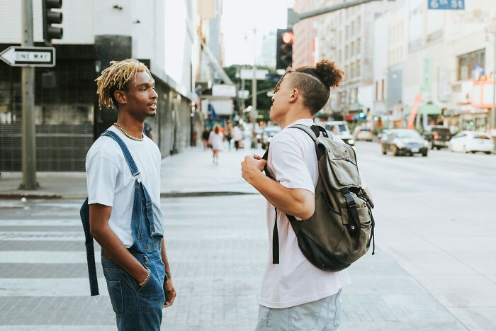 55 Things American Tourists Did That Made Locals Raise Their Eyebrows 55 Things American Tourists Did That Made Locals Raise Their Eyebrows