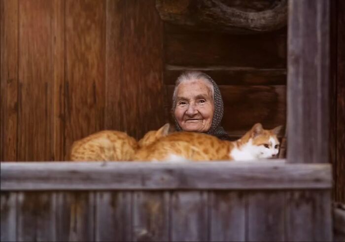 40 Images Shared By The Pure Street Photography Awards That Capture Life At Its Most Unexpected 40 Images Shared By The Pure Street Photography Awards That Capture Life At Its Most Unexpected