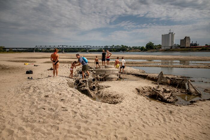 People Blame Politics As Europe Suffers The Most Brutal Drought In Years: “But What About Those Immigrants?” People Blame Politics As Europe Suffers The Most Brutal Drought In Years: “But What About Those Immigrants?”