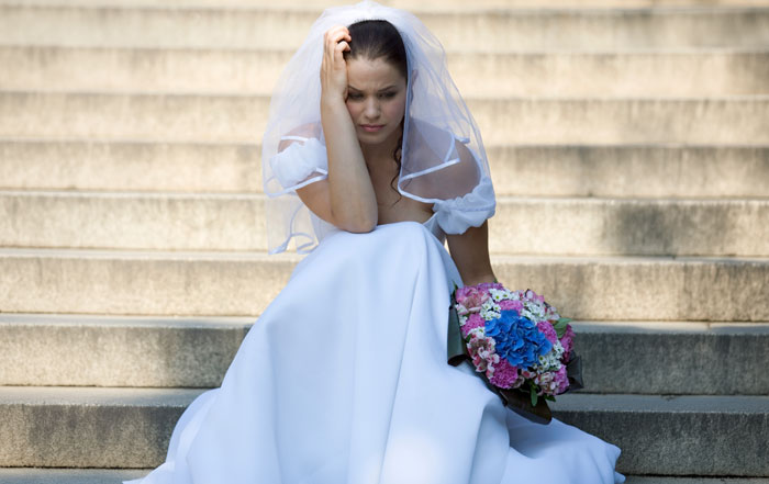 Bride Expects Former Classmate To Learn Violin For Her Wedding, Is Shocked When She Laughs Her Off Bride Expects Former Classmate To Learn Violin For Her Wedding, Is Shocked When She Laughs Her Off
