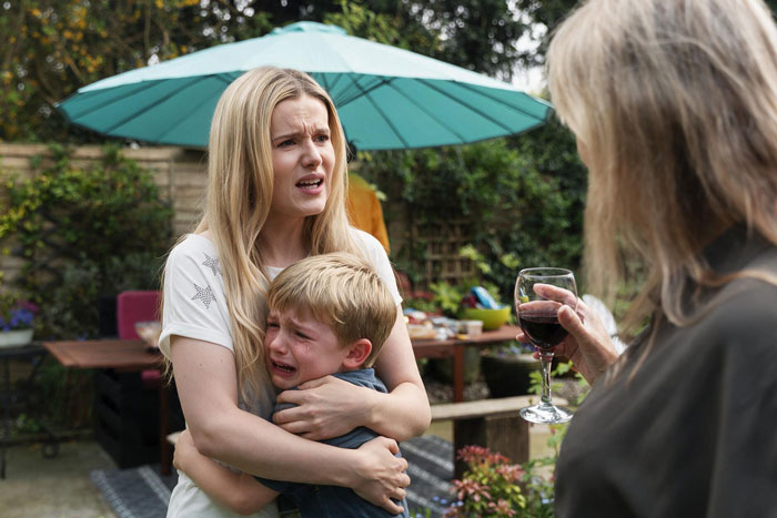 Woman’s Sister Deliberately Triggers Her Son’s Allergy, Claims She Was Making Him Stronger Woman’s Sister Deliberately Triggers Her Son’s Allergy, Claims She Was Making Him Stronger