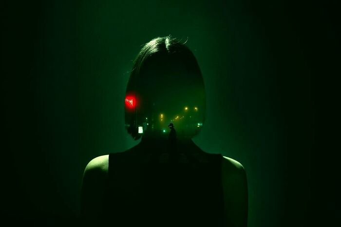 Photographer Oliver Takáč Turns Neon Lights Into Cinematic Portraits (23 Pics) Photographer Oliver Takáč Turns Neon Lights Into Cinematic Portraits (23 Pics)