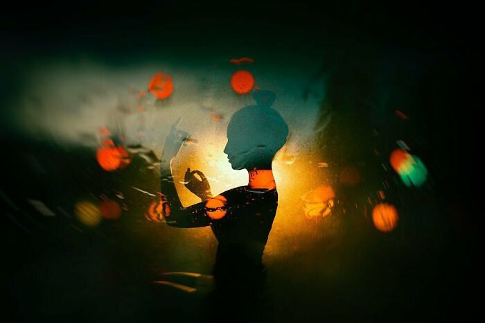 Photographer Oliver Takáč Turns Neon Lights Into Cinematic Portraits (23 Pics) Photographer Oliver Takáč Turns Neon Lights Into Cinematic Portraits (23 Pics)