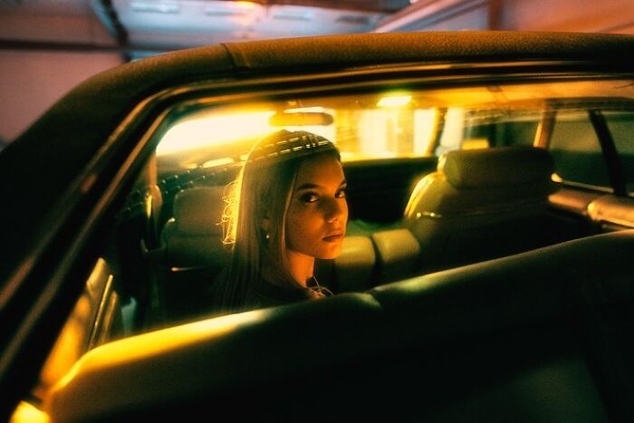 Photographer Oliver Takáč Turns Neon Lights Into Cinematic Portraits (23 Pics) Photographer Oliver Takáč Turns Neon Lights Into Cinematic Portraits (23 Pics)