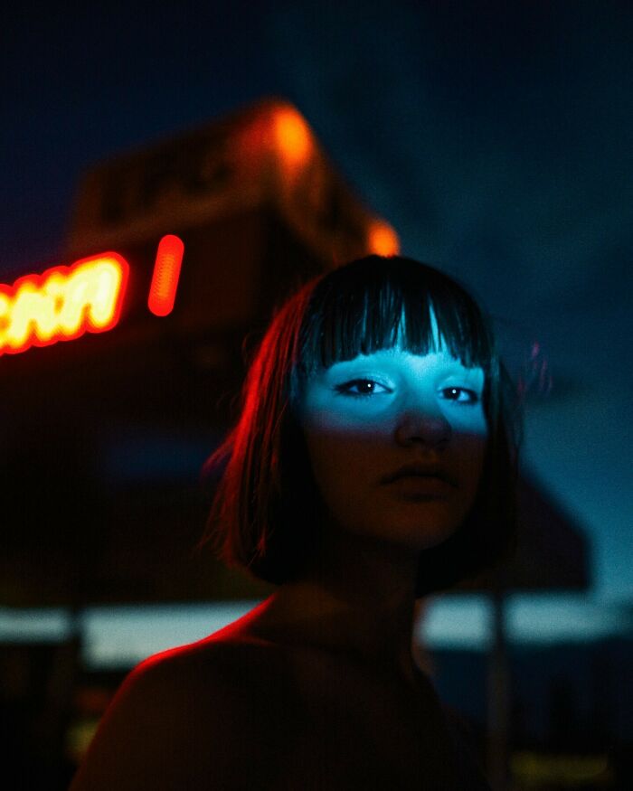 Photographer Oliver Takáč Turns Neon Lights Into Cinematic Portraits (23 Pics) Photographer Oliver Takáč Turns Neon Lights Into Cinematic Portraits (23 Pics)