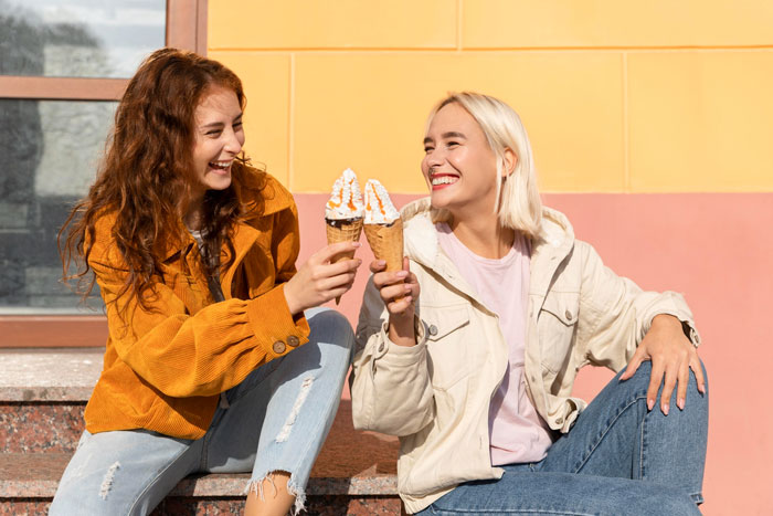 Half-Sis Taunts Woman Over Her Infertility, Months Later Decides She’d Make A Great Mom To Her Baby Half-Sis Taunts Woman Over Her Infertility, Months Later Decides She’d Make A Great Mom To Her Baby