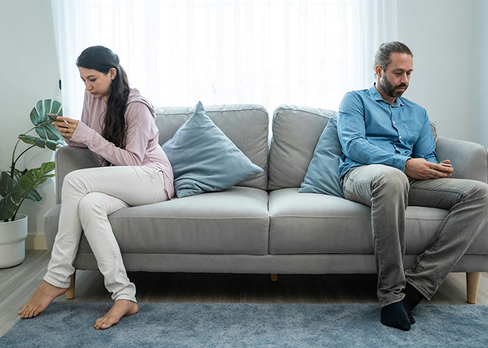 The “72-Hour Rule” Is Dividing Couples, But Therapists Say It Could Help Keep Intimacy Alive The “72-Hour Rule” Is Dividing Couples, But Therapists Say It Could Help Keep Intimacy Alive