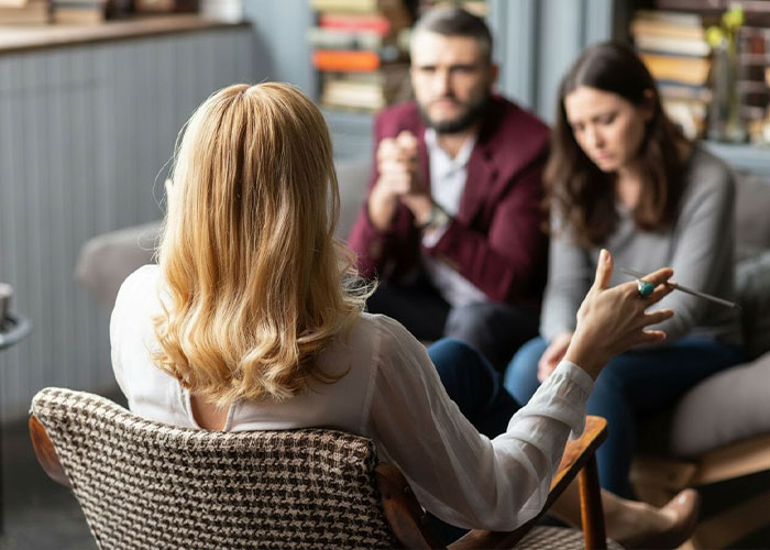 The “72-Hour Rule” Is Dividing Couples, But Therapists Say It Could Help Keep Intimacy Alive The “72-Hour Rule” Is Dividing Couples, But Therapists Say It Could Help Keep Intimacy Alive