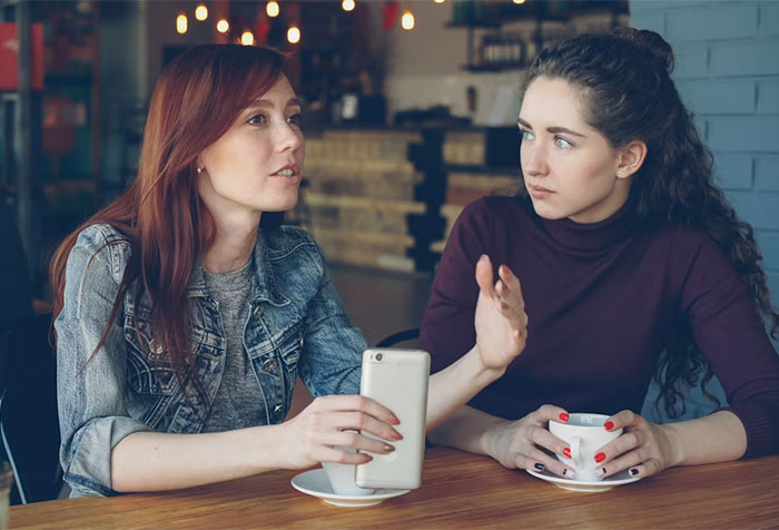 Photographer Has The Perfect Response After An Entitled Woman Demands He Honor A “Promise” He Never Made Photographer Has The Perfect Response After An Entitled Woman Demands He Honor A “Promise” He Never Made