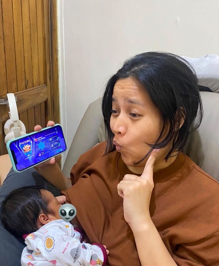 Moms Share 73 Photos From Their Life That Motherhood Is Rewarding, Joyful And Fulfilling But Not Easy Moms Share 73 Photos From Their Life That Motherhood Is Rewarding, Joyful And Fulfilling But Not Easy