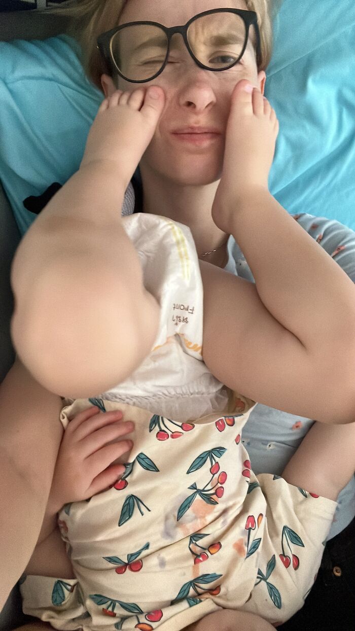 Moms Share 73 Photos From Their Life That Motherhood Is Rewarding, Joyful And Fulfilling But Not Easy Moms Share 73 Photos From Their Life That Motherhood Is Rewarding, Joyful And Fulfilling But Not Easy