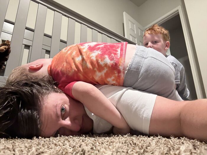 Moms Share 73 Photos From Their Life That Motherhood Is Rewarding, Joyful And Fulfilling But Not Easy Moms Share 73 Photos From Their Life That Motherhood Is Rewarding, Joyful And Fulfilling But Not Easy