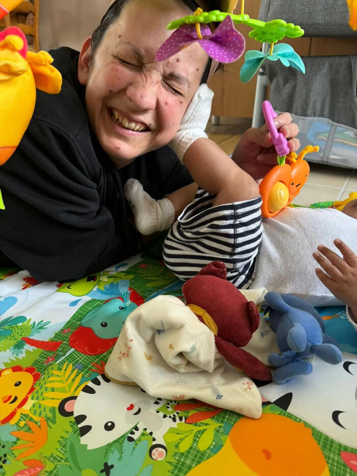 Moms Share 73 Photos From Their Life That Motherhood Is Rewarding, Joyful And Fulfilling But Not Easy Moms Share 73 Photos From Their Life That Motherhood Is Rewarding, Joyful And Fulfilling But Not Easy