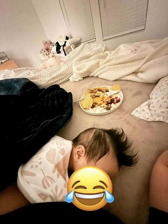 Moms Share 73 Photos From Their Life That Motherhood Is Rewarding, Joyful And Fulfilling But Not Easy Moms Share 73 Photos From Their Life That Motherhood Is Rewarding, Joyful And Fulfilling But Not Easy