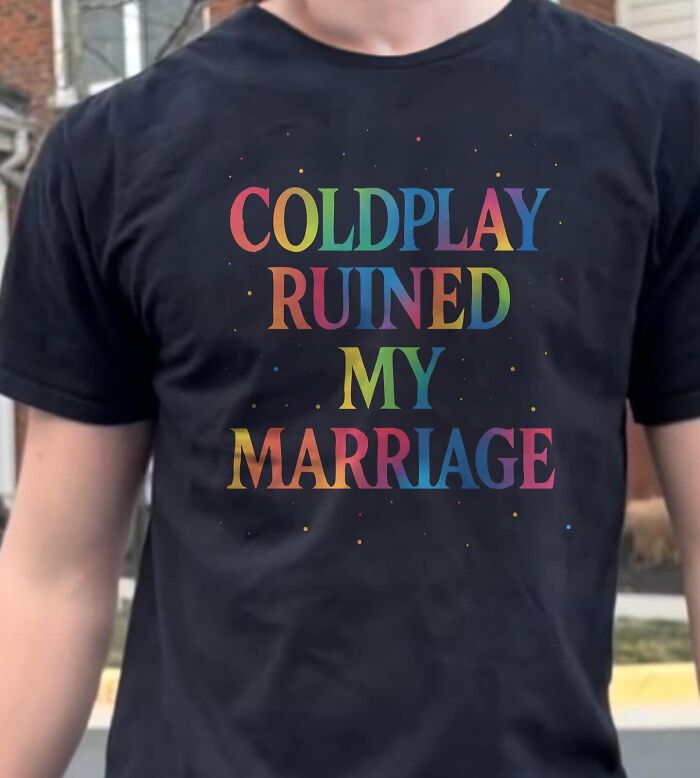 This Page Found And Shared 24 T-Shirts That Are Equal Parts Brilliant, Bizarre, And Unhinged This Page Found And Shared 24 T-Shirts That Are Equal Parts Brilliant, Bizarre, And Unhinged
