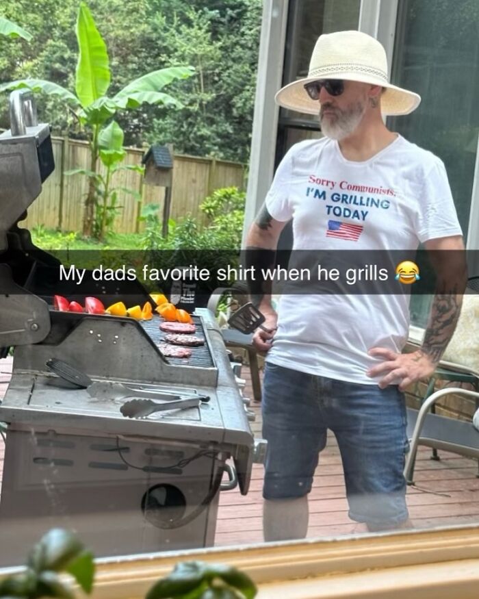 This Page Found And Shared 24 T-Shirts That Are Equal Parts Brilliant, Bizarre, And Unhinged This Page Found And Shared 24 T-Shirts That Are Equal Parts Brilliant, Bizarre, And Unhinged