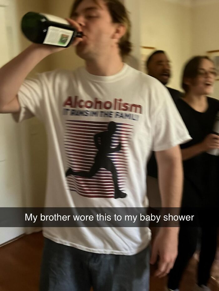 This Page Found And Shared 24 T-Shirts That Are Equal Parts Brilliant, Bizarre, And Unhinged This Page Found And Shared 24 T-Shirts That Are Equal Parts Brilliant, Bizarre, And Unhinged