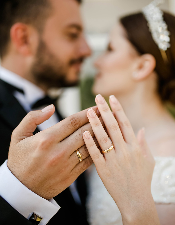 Woman Claims Moving Into Separate Apartment From Her Husband Has Been “Amazing” For Their Marriage Woman Claims Moving Into Separate Apartment From Her Husband Has Been “Amazing” For Their Marriage