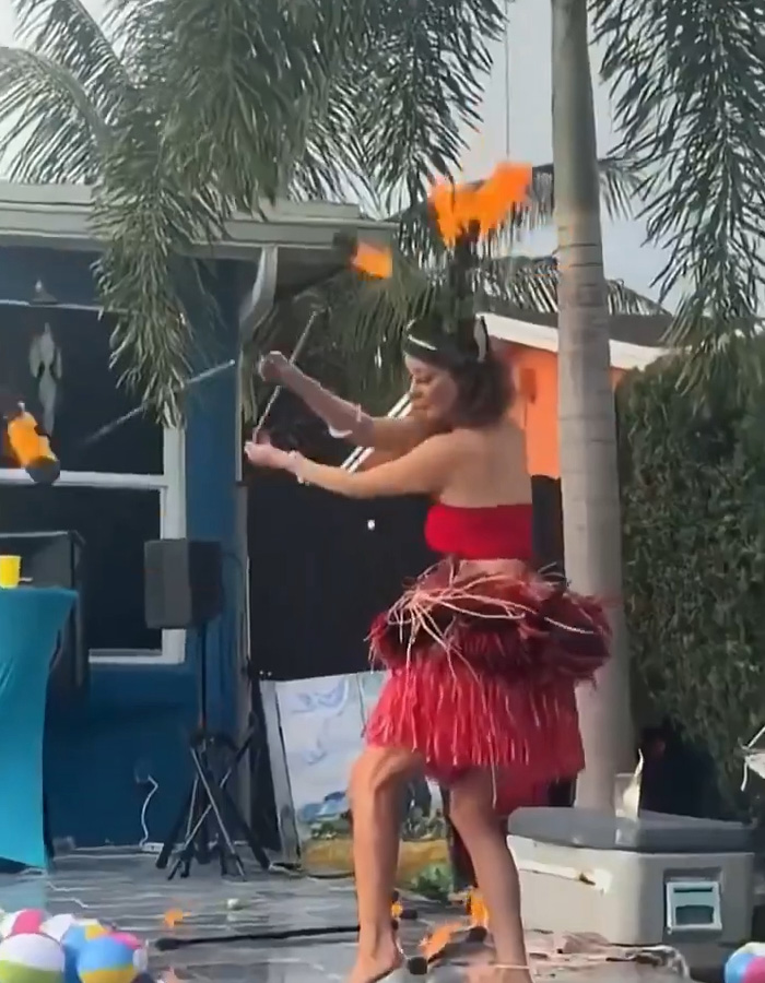 Woman’s Skirt Catch Fire Mid-Performance, But Man’s Split-Second ‘Executive Decision’ Is Going Viral Woman’s Skirt Catch Fire Mid-Performance, But Man’s Split-Second ‘Executive Decision’ Is Going Viral