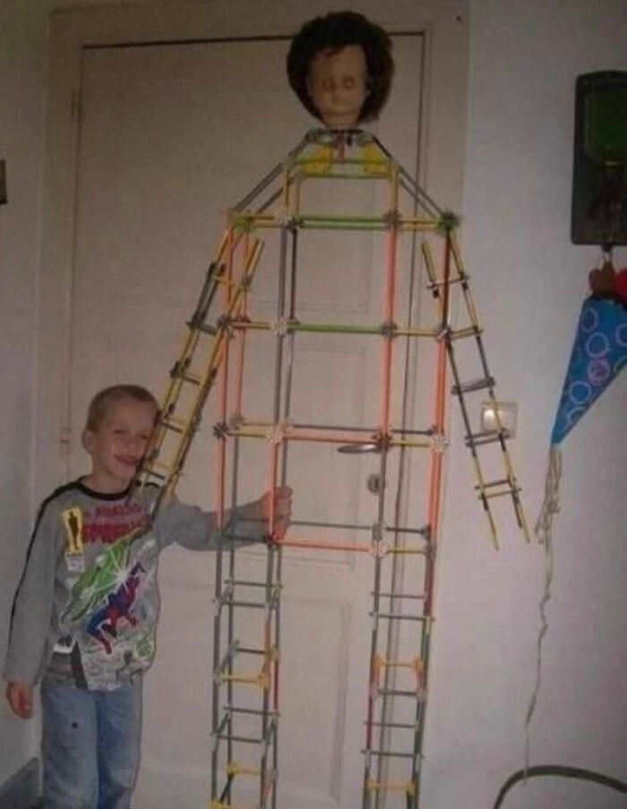 81 Random And Unhinged Images That Are Cursed And That’s The Only Explanation You Need (New Pics) 81 Random And Unhinged Images That Are Cursed And That’s The Only Explanation You Need (New Pics)