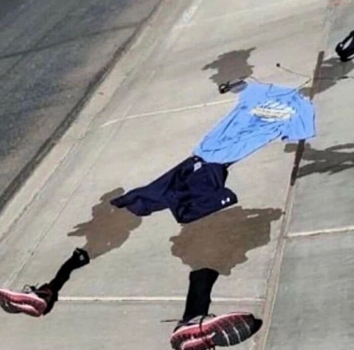 81 Random And Unhinged Images That Are Cursed And That’s The Only Explanation You Need (New Pics) 81 Random And Unhinged Images That Are Cursed And That’s The Only Explanation You Need (New Pics)