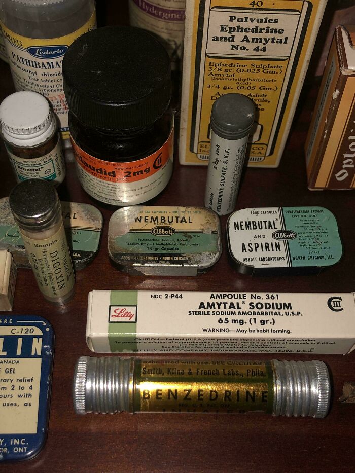 “World War I Soup”: 87 Old Products People Found At Home That Prove Some People Never Throw Anything Away “World War I Soup”: 87 Old Products People Found At Home That Prove Some People Never Throw Anything Away