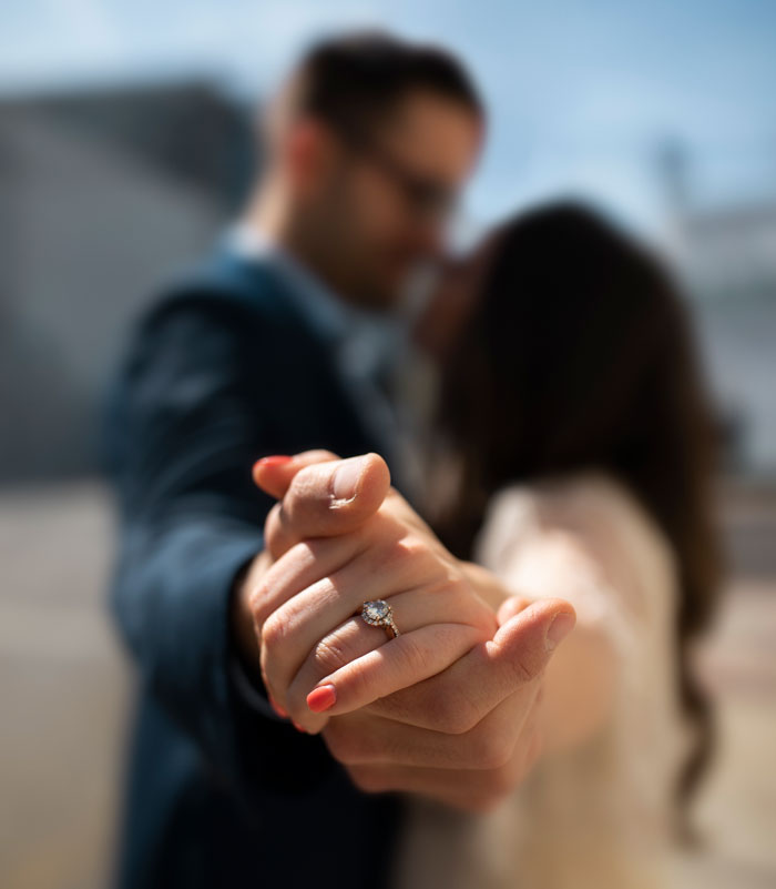 Woman Is Done After Her Husband Lets His Mom Control Their Marriage Woman Is Done After Her Husband Lets His Mom Control Their Marriage