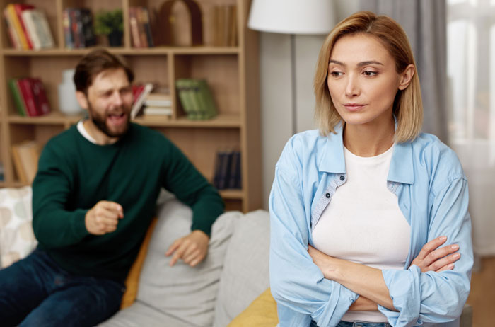 Woman Is Done After Her Husband Lets His Mom Control Their Marriage Woman Is Done After Her Husband Lets His Mom Control Their Marriage