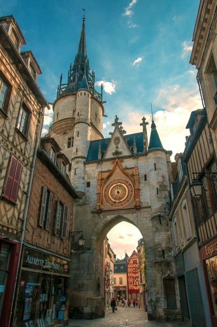 88 Buildings With So Much Character They Put Some Modern Designs To Shame 88 Buildings With So Much Character They Put Some Modern Designs To Shame