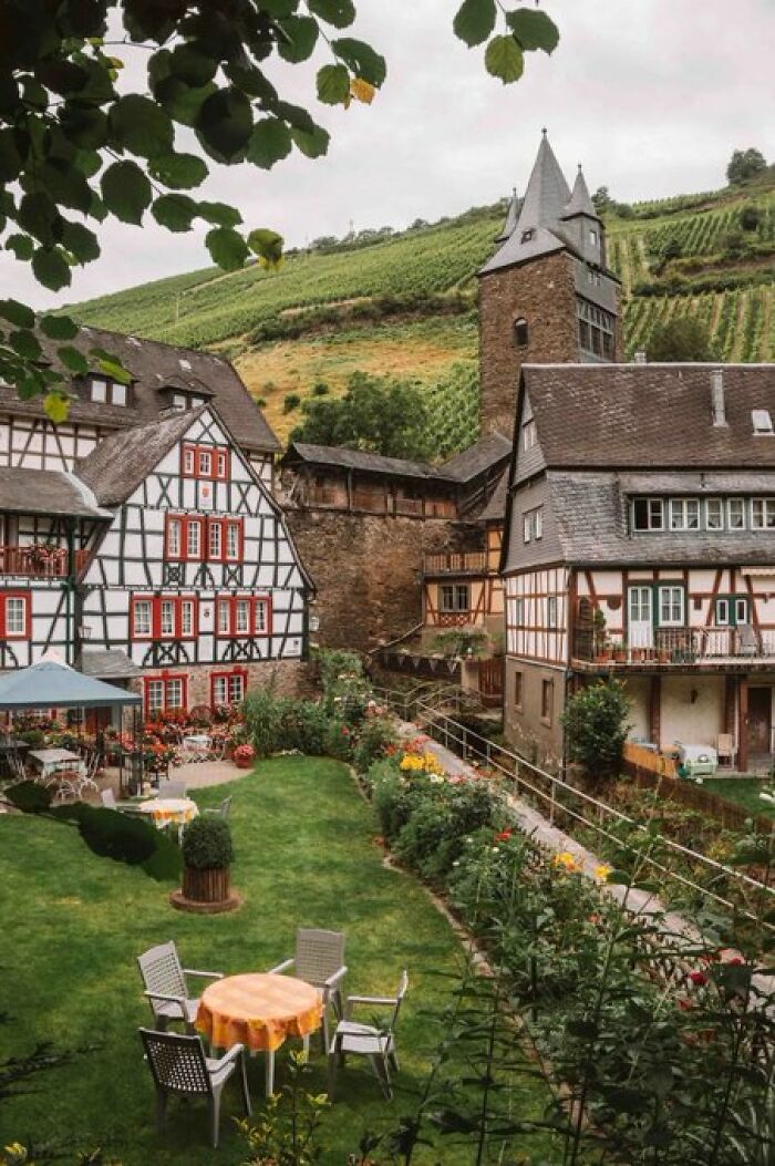 88 Buildings With So Much Character They Put Some Modern Designs To Shame 88 Buildings With So Much Character They Put Some Modern Designs To Shame