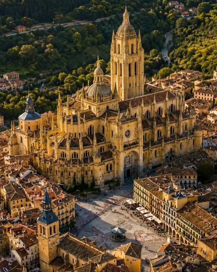 88 Buildings With So Much Character They Put Some Modern Designs To Shame 88 Buildings With So Much Character They Put Some Modern Designs To Shame