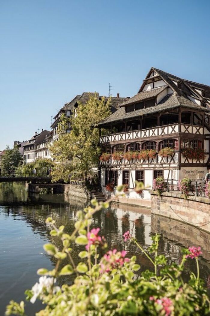 88 Buildings With So Much Character They Put Some Modern Designs To Shame 88 Buildings With So Much Character They Put Some Modern Designs To Shame