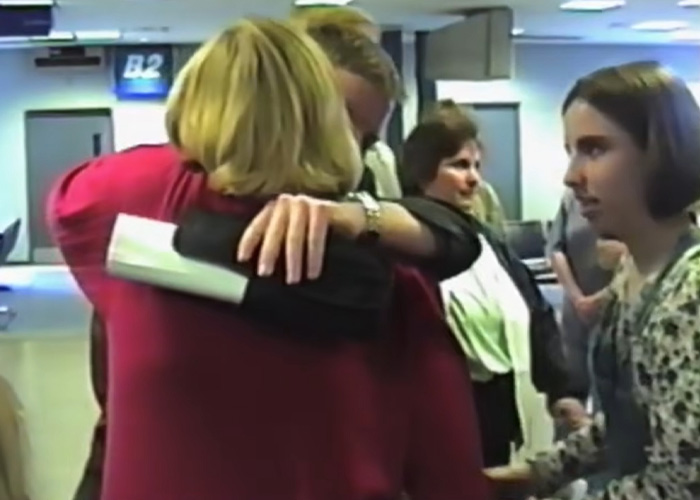 Woman Who Escaped A Serial Criminal At 15 After 18 Hours Of Captivity Shares The Warning Sign She Ignored Woman Who Escaped A Serial Criminal At 15 After 18 Hours Of Captivity Shares The Warning Sign She Ignored