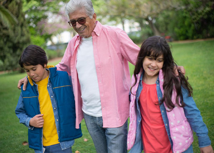 Man Wants To Be With His GF But Not Her Children, Suggests A Preposterous “Compromise” Man Wants To Be With His GF But Not Her Children, Suggests A Preposterous “Compromise”